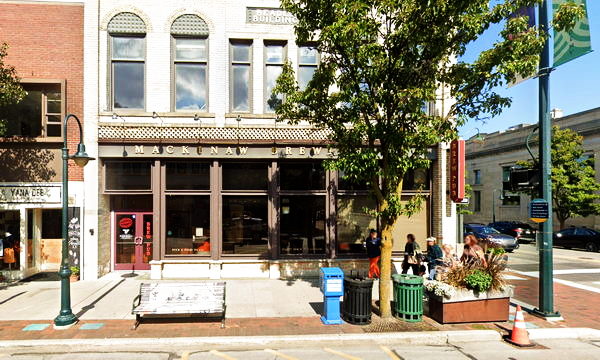 Big Boy Restaurants (Elias Brothers, Elias Bros) - Traverse City - 161 E Front St (newer photo)